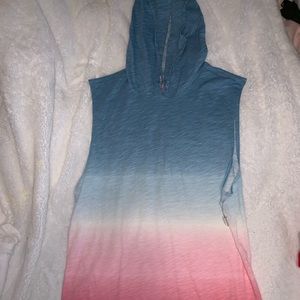 Beautiful brand new workout shirt